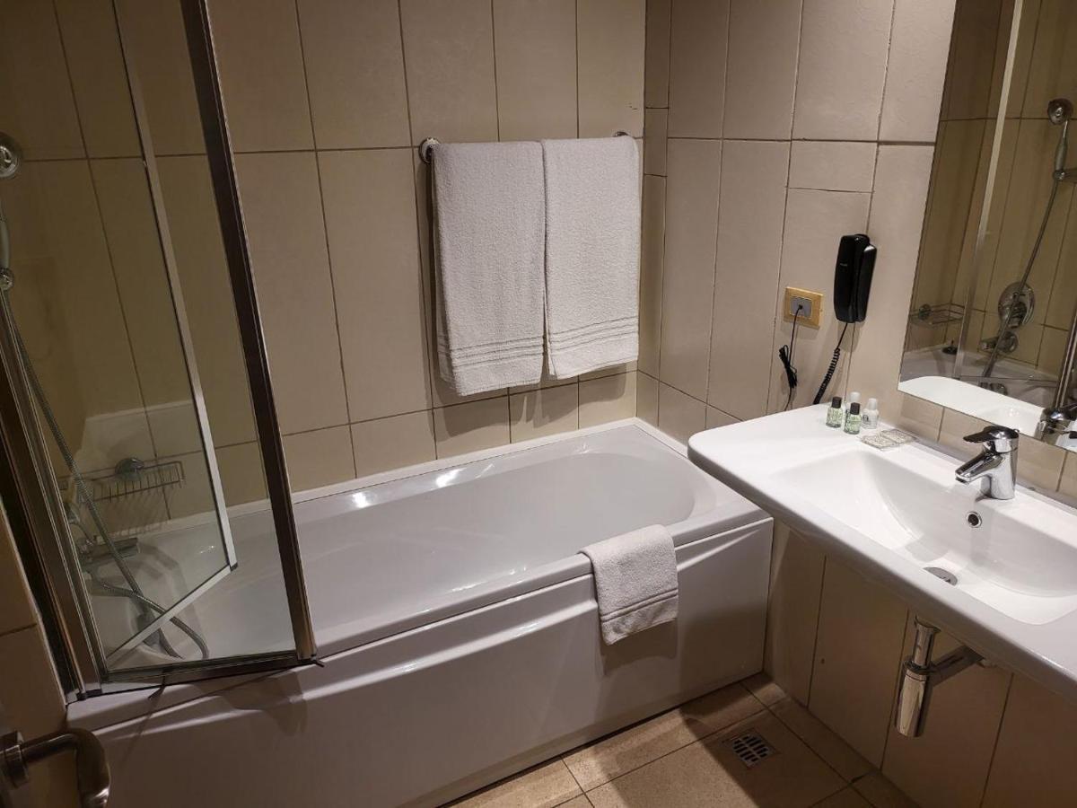 Hotel Franco Yaoundé מראה חיצוני תמונה