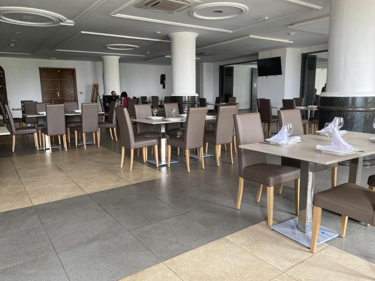 Hotel Franco Yaoundé מראה חיצוני תמונה