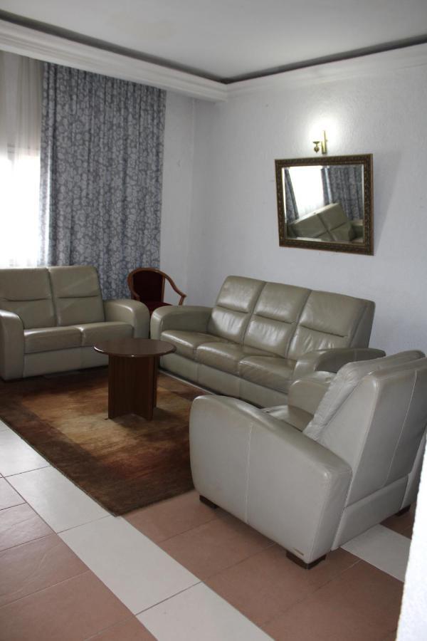 Hotel Franco Yaoundé מראה חיצוני תמונה
