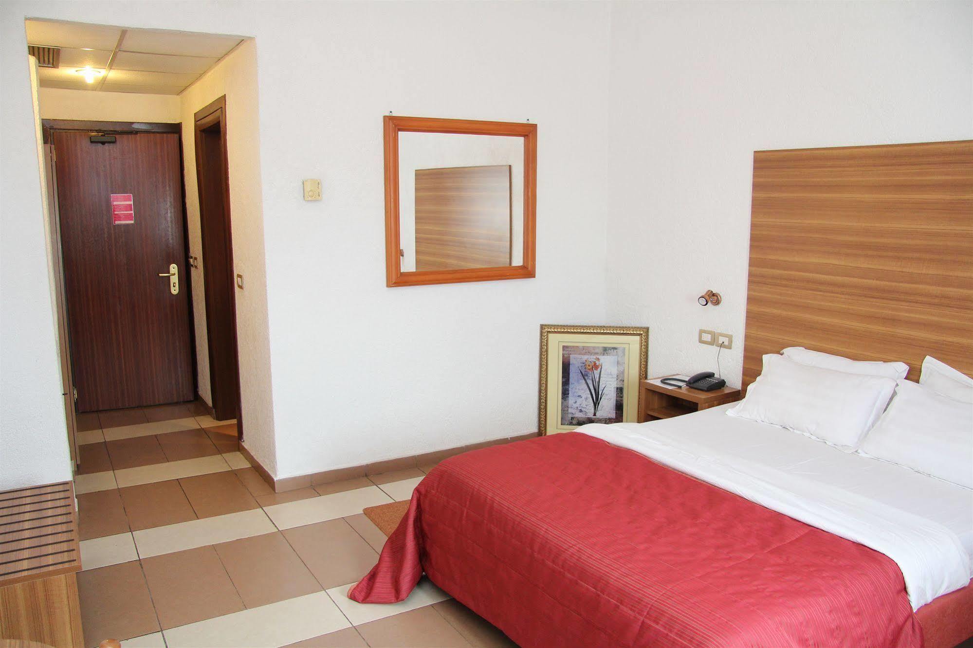 Hotel Franco Yaoundé מראה חיצוני תמונה